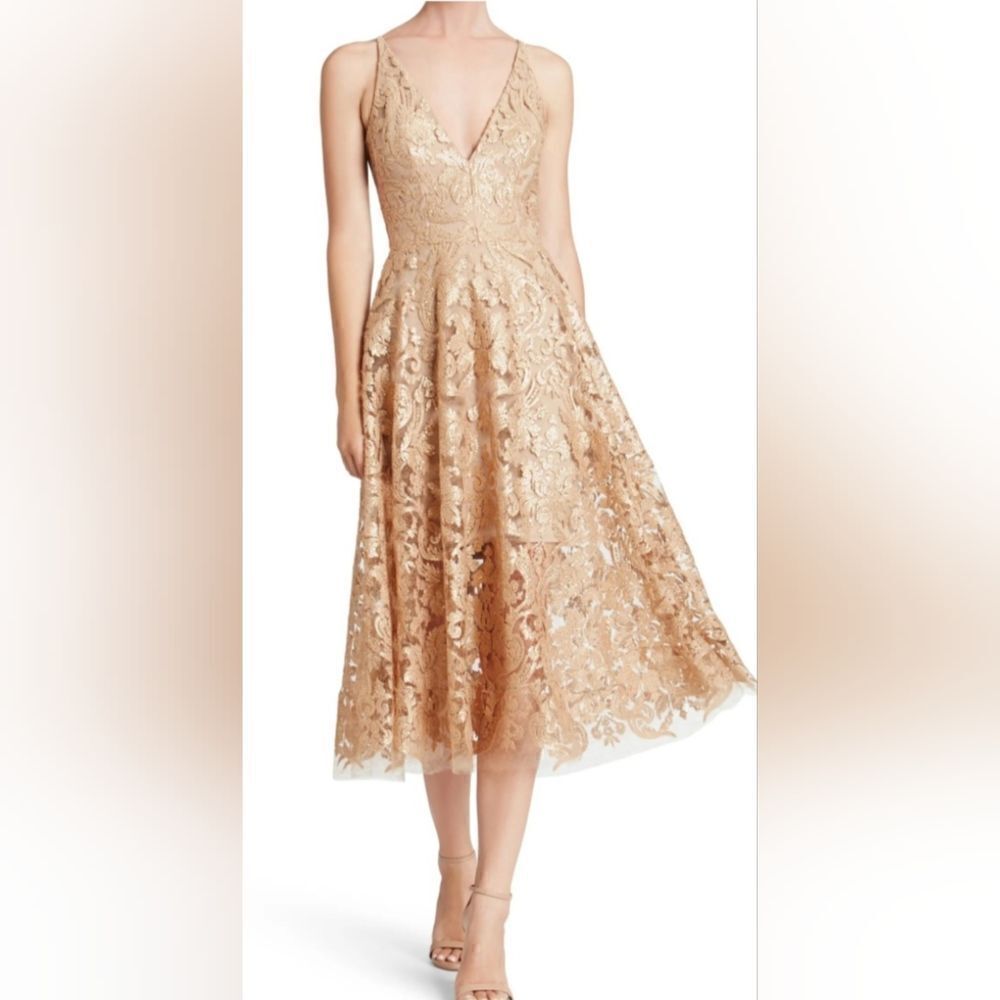Dress The Population Blair Embellished Cocktail Dress NWT size small Gold